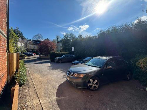 Forecourt, 37 Epsom Road, Guildford, GU1