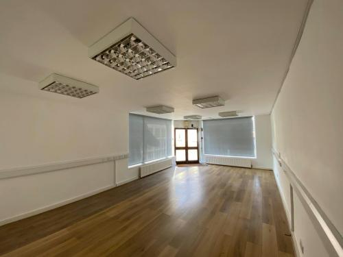 94 Stoke Road, Guildford, GU1