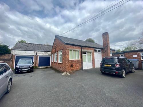 Clarendon House, 44 London Road, Newbury, RG14
