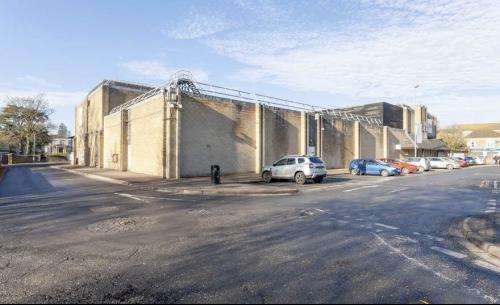 Farrell Close, Cirencester, GL7
