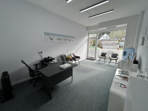 3 Kingswood Parade, Marlow Bottom Road, Marlow, SL7
