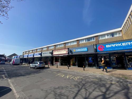 15 Churchill Parade, The Street, Rustington, BN16