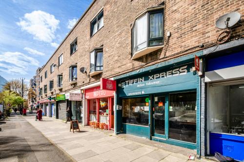 102 Murray Grove, Shoreditch, London, N1