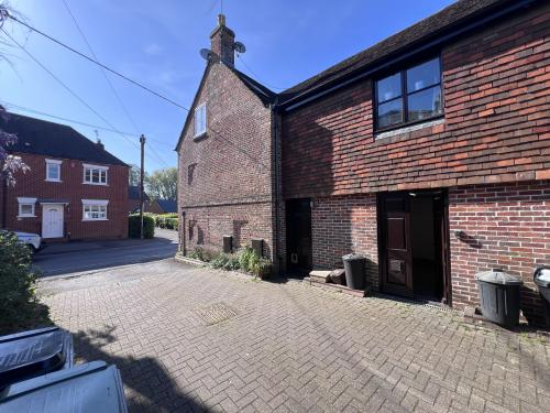 The Old Schoolhouse, Provost Street, Fordingbridge, SP6