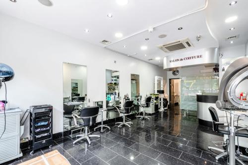 363 Mile End Road, Mile End, London, E3