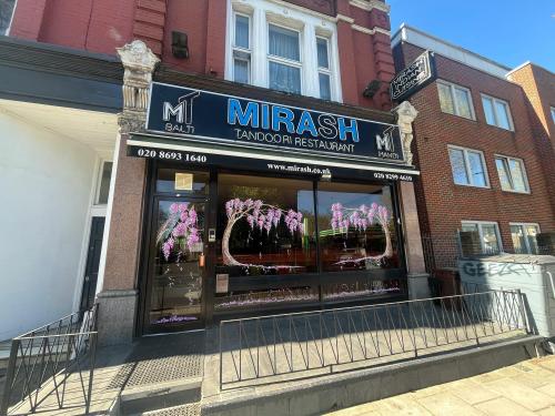 94 Grove Vale, East Dulwich, London, SE22