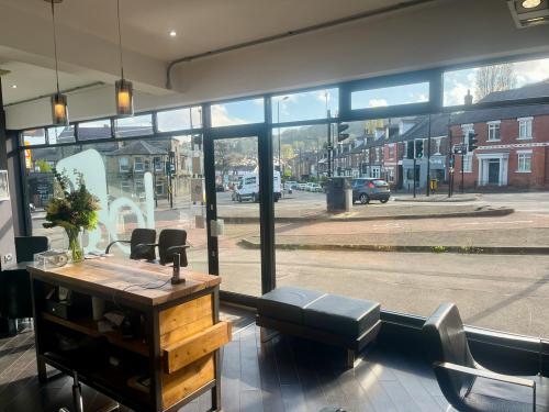 2-4 Meadowhead, Woodseats, Sheffield, S8