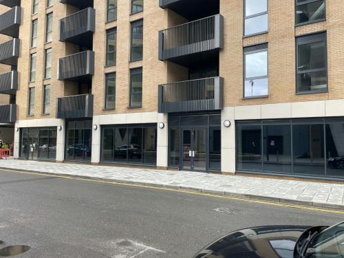 34 Capital Interchange Way, Brentford, TW8