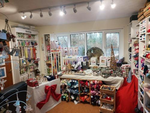 21 Hartfield Road, Forest Row, RH18