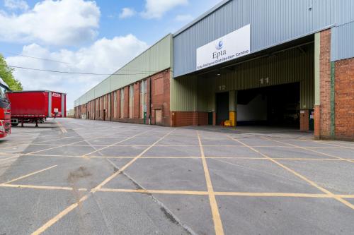 Unit 12B, Leeds Bradford Airport Industrial Estate, Leeds, LS19
