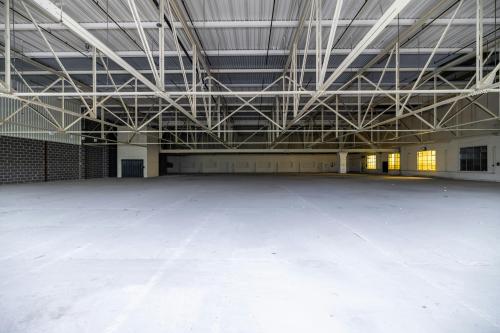 Unit 12B, Leeds Bradford Airport Industrial Estate, Leeds, LS19