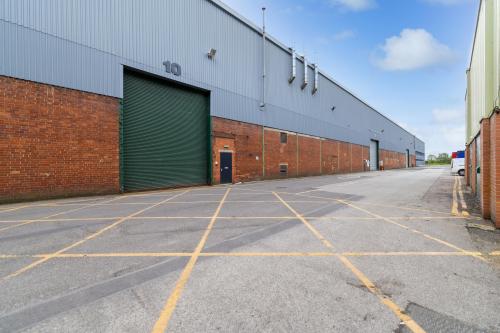 Unit 10A & 10B, Leeds Bradford Airport Industrial Estate, Leeds, LS19
