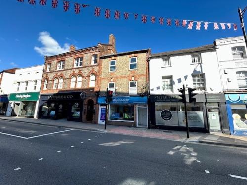 First & Second Floors, 45 & 45A Cheap Street, Newbury, RG14