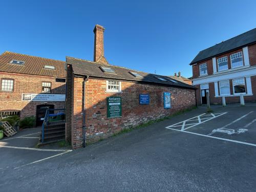 Crown House, 4 Market Lane, Lewes, BN7