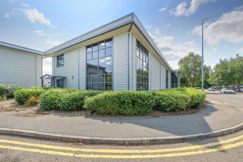 Unit 7 St.Johns Court, Sevington Business Park, Sevington, Ashford, TN24