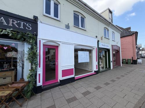2 Pound House,, Market Place, Holt, NR25
