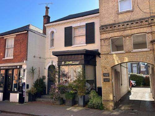 70 Parchment Street, Winchester, Winchester, SO23