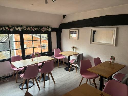 Curfew Yard, 2 Thames Street, Windsor, SL4