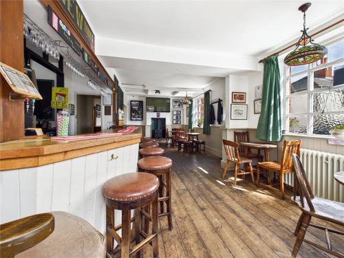 The New Inn, 36 Chapel Street South, Colchester, CO2