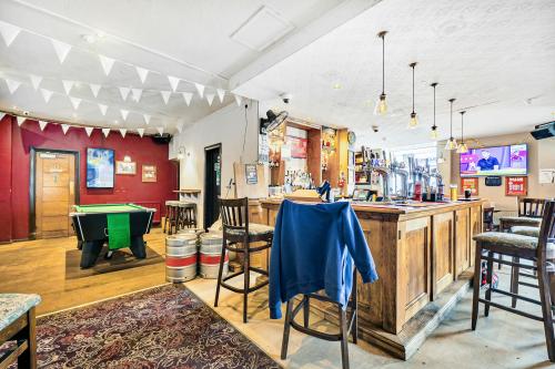 The Marquis of Cornwallis, 304 Bethnal Green Road, Bethnal Green, London, E2