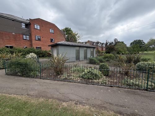 Former Toilet Block, Harrow Recreation Ground, Roxborough Road, Harrow, HA1
