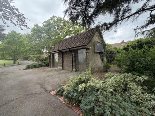Former Toilet Block, Roxeth Recreation Ground, Kingsley Road, Harrow, HA2