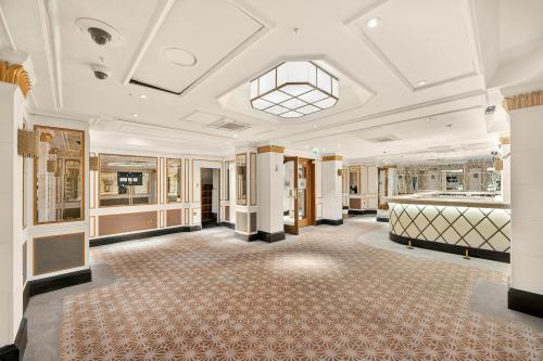 1A Palace Gate, South Kensington, London, W8