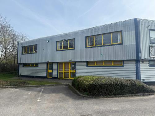 Unit 18, The Orbit Centre, Ashworth Road, Swindon, SN5