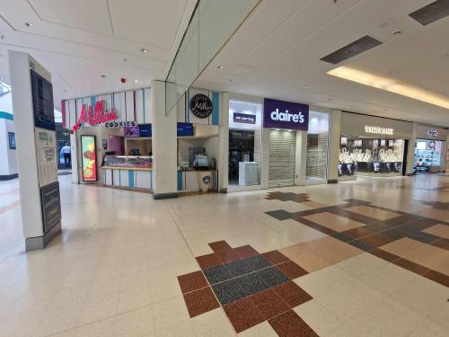 Unit 50, County Mall Shopping Centre, Lower Level, Crawley, RH10