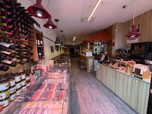 124 Putney High Street, Putney, London, SW15