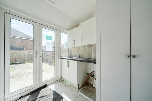 493 Kenton Road, Harrow, HA3