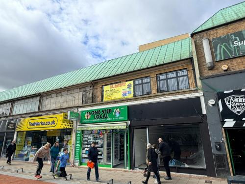 202 Marlowes, Hemel Hempstead, HP1