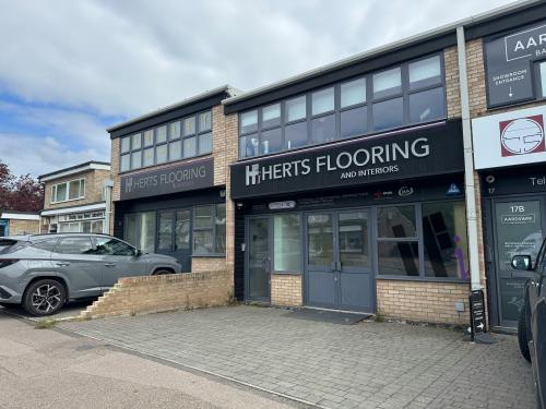 Unit 16, Mark Road, Hemel Hempstead, HP2