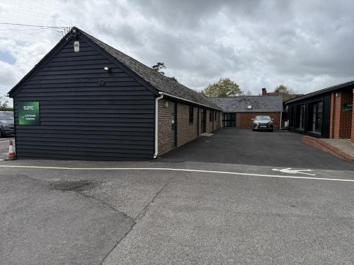 Castlehill Farm, Flexford Road, North Baddesley, Southampton, SO52