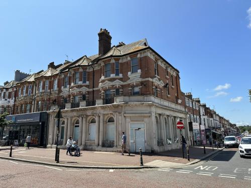 Former HSBC, 2 Devonshire Road, Bexhill, Bexhill-On-Sea, TN40