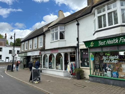 34 East Street, Shoreham by Sea, BN43
