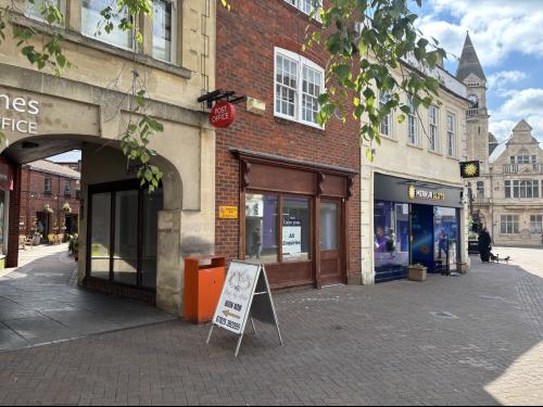 42 Fore Street, Trowbridge, BA14