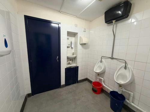 393 Eastern Avenue, Gants Hill, Ilford, IG2