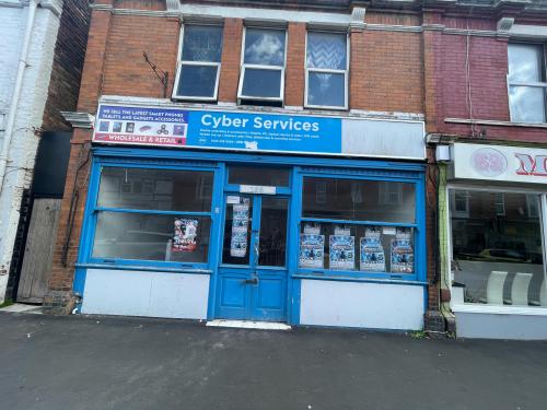 298 Holdenhurst Road, Springbourne, Bournemouth, BH8