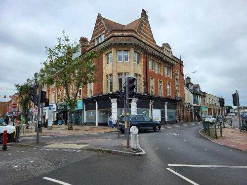 654 Christchurch Road, Boscombe, Bournemouth, BH1