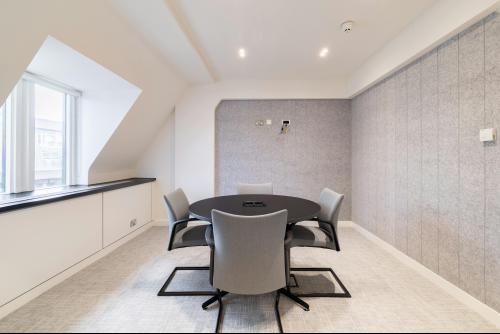 38 Threadneedle Street, London, EC2R