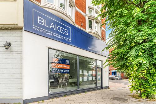 2 Kingston Hill, Kingston Upon Thames, KT2