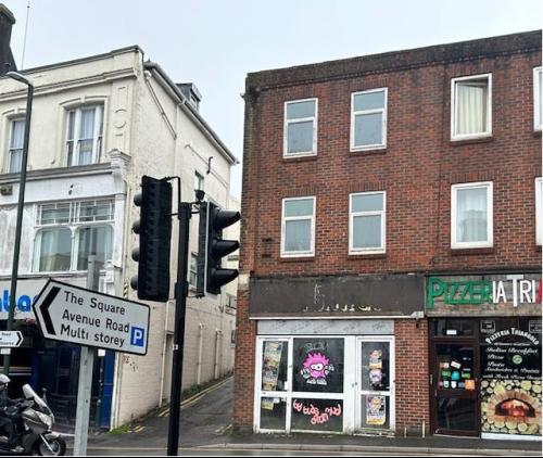 144 Commercial Road, Bournemouth, BH2