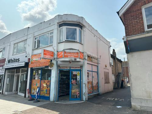 36 Station Road, New Milton, BH25
