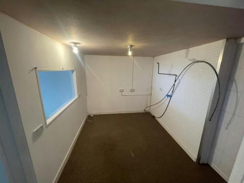 Unit 4, 467-471 Wimborne Road, Winton, Bournemouth, BH9