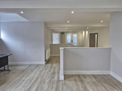 Suite 1 Chapel Studios, 14 Purewell, Christchurch, BH23