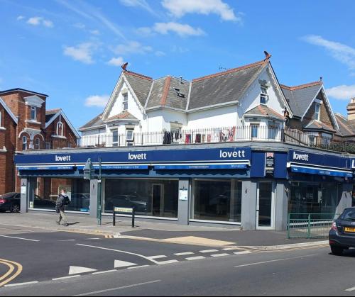 716 Christchurch Road, Boscombe, Bournemouth, BH7