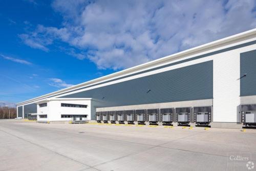 Panattoni Doncaster 420, Lincoln Green Way, Doncaster Sheffield Airport, Doncaster, DN9