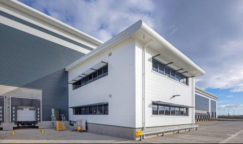 Panattoni Doncaster 420, Lincoln Green Way, Doncaster Sheffield Airport, Doncaster, DN9