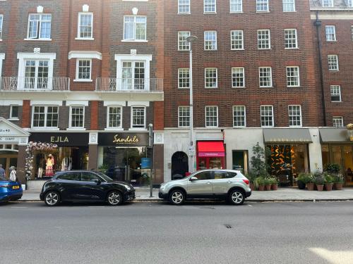 135 Fulham Road, South Kensington, London, SW3